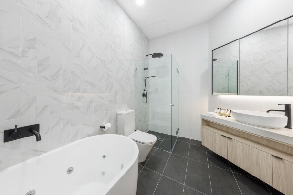 Meriton Suites Bondi Junction image 14