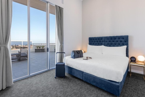 Meriton Suites Bondi Junction image 19