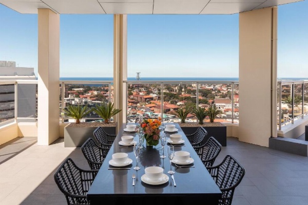 Meriton Suites Bondi Junction image 21