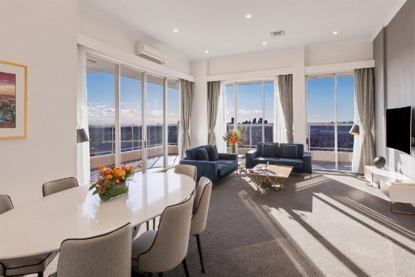 Meriton Suites Bondi Junction image 26